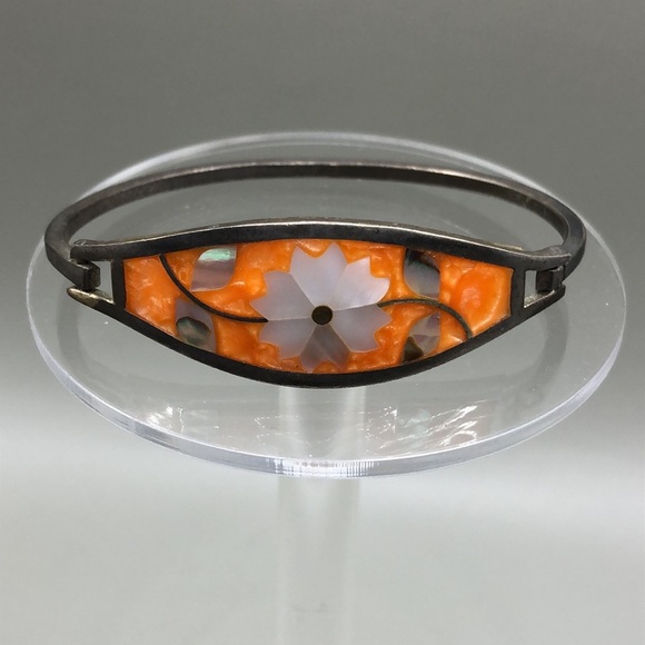 Vintage Alpaca Silver Mexico Flower Floral MoP Inlay Boho Bracelet Small Wrist - Picture 1 of 8